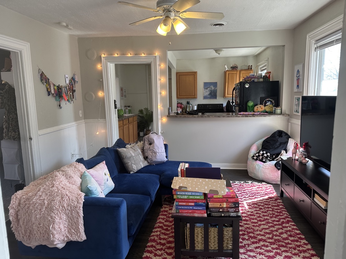 503 E Dover St - Triplex - Upper 3